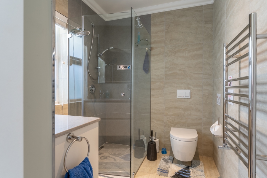 3 Bedroom Property for Sale in Lake Michelle Western Cape